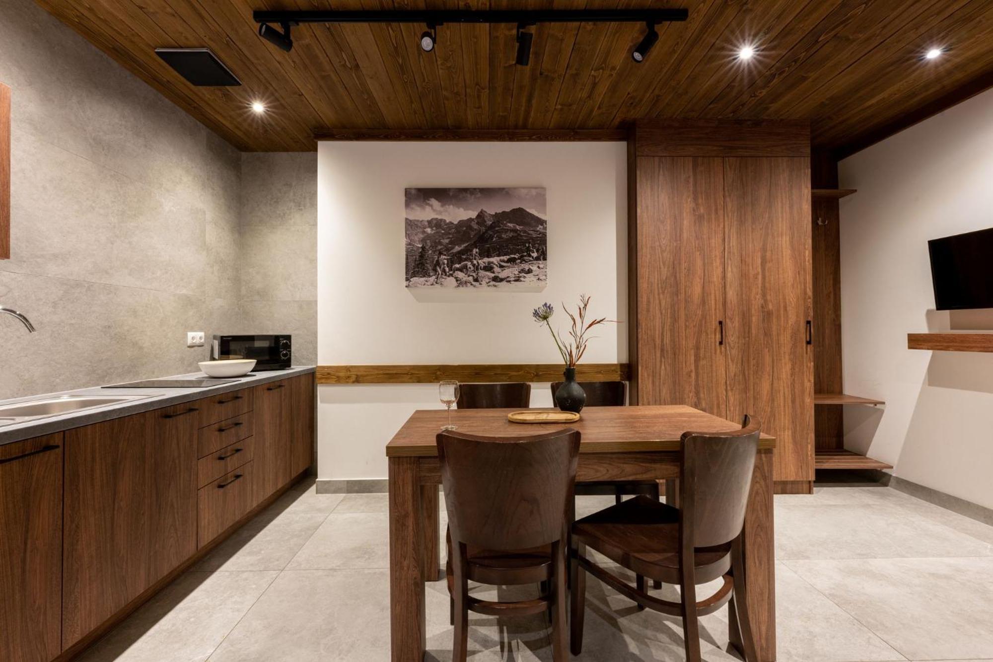 Apartamenty Krupowki 20 Zakopane Rum bild